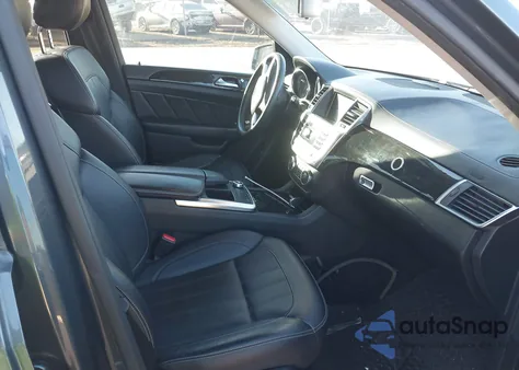 2016 Mercedes-Benz Gl 450 4Matic z USA, uszkodzony, nr VIN 4JGDF6EE6GA644867